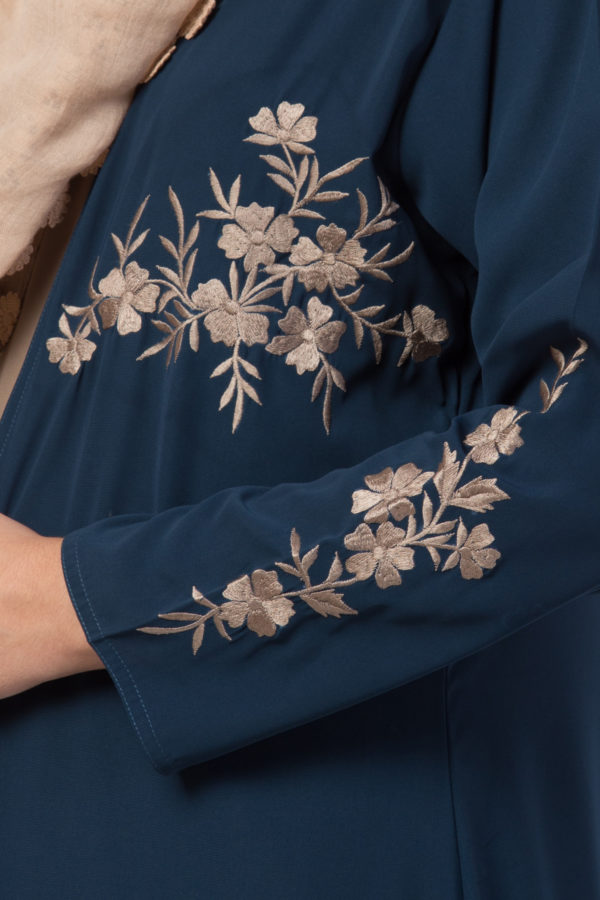 Firozi Shrug Abaya with Grey Embroidery - Image 6