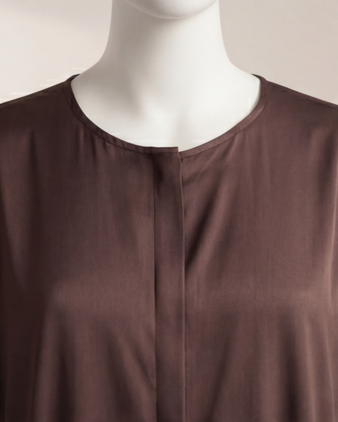 Classic Mocha Brown Abaya 3 Classic Mocha Brown Abaya - Image 3