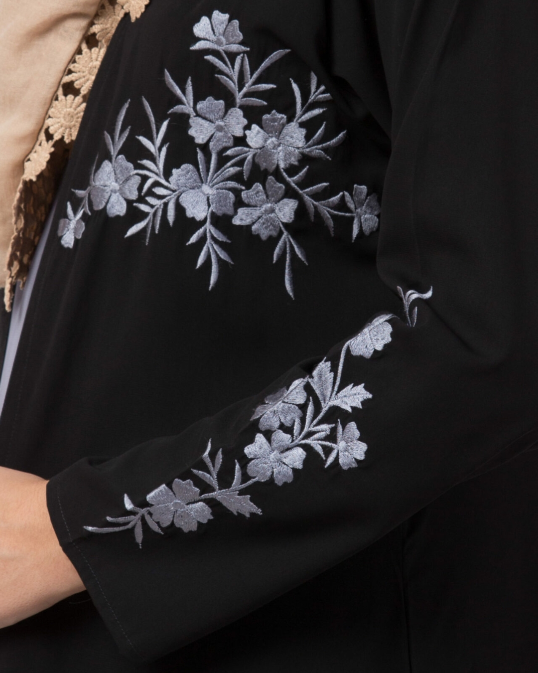 Black Embroidered Open Abaya Set – Premium Nida Fabric 5 Black Embroidered Open Abaya Set – Premium Nida Fabric - Image 5